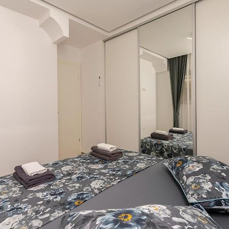 Apartments Hope Dugi Rat Eksteriør billede